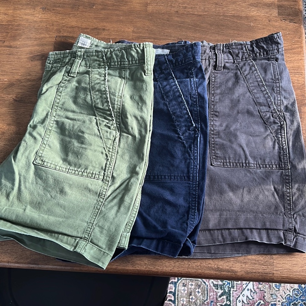3 pairs of cargo shorts